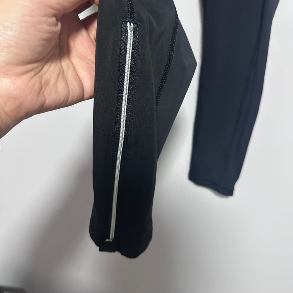 Victoria Women's Black Leggings - Picture 5 of 8